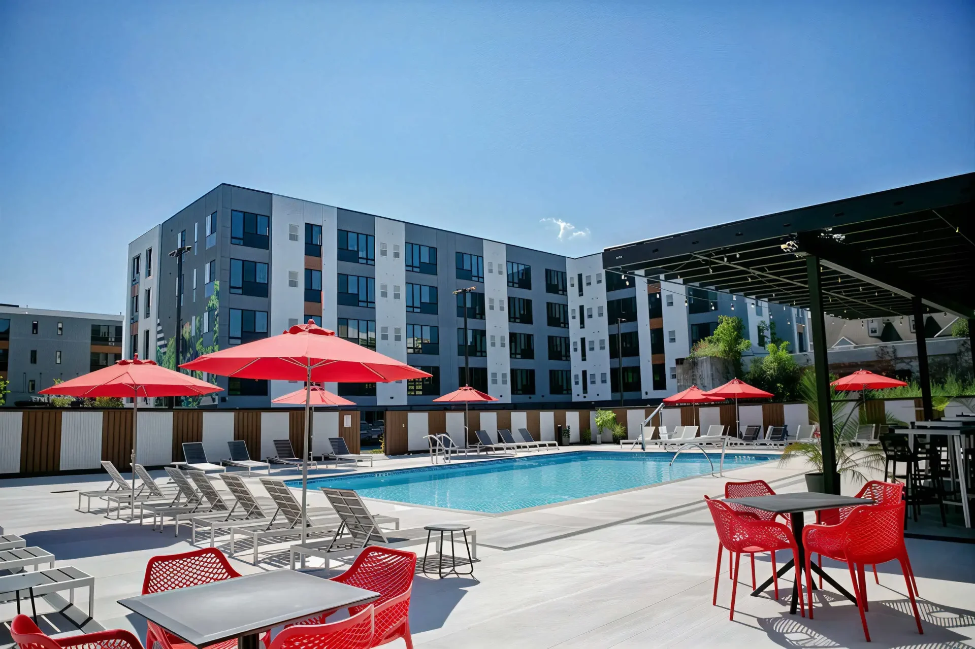 the hub at 31 brewerytown apartments pool